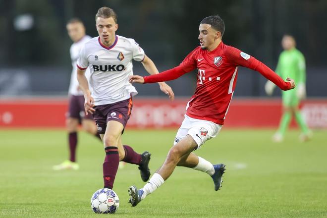 帕斯12场 帕斯12场