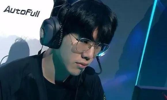 在淘汰赛中 在淘汰赛中