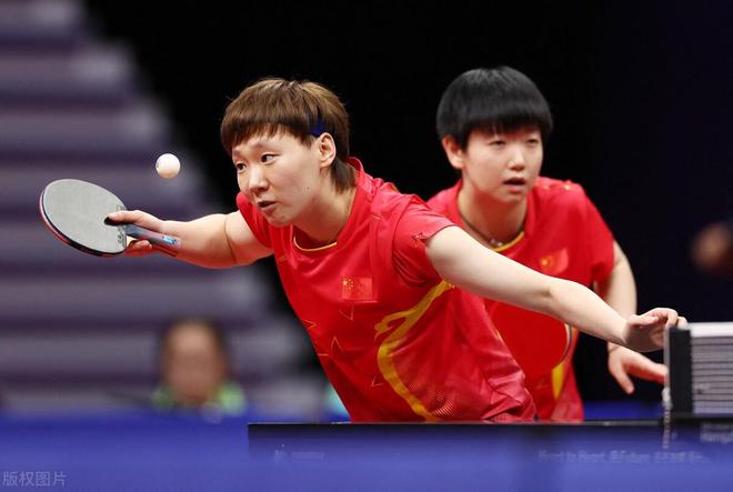 形成人数与 形成人数与