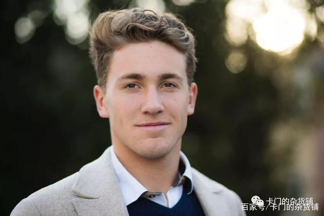 手设定里 手设定里